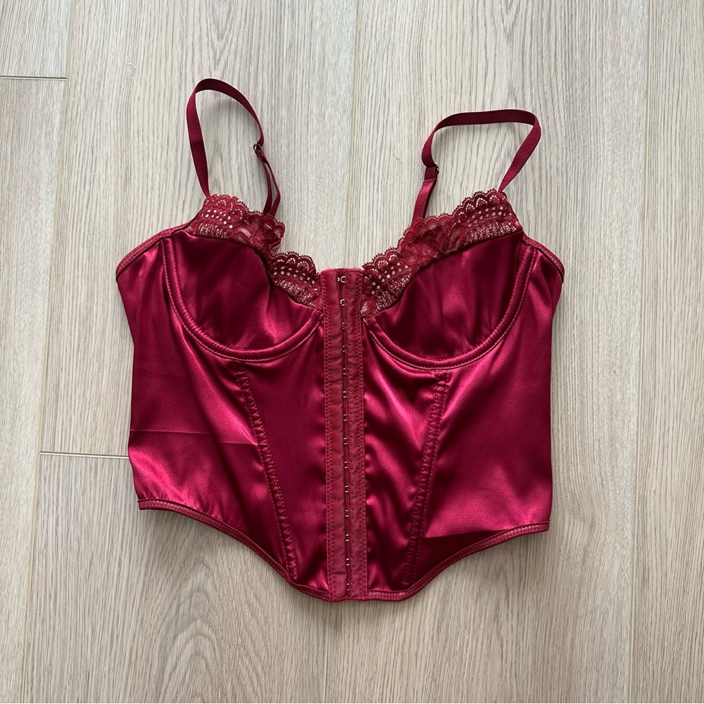 LIKE NEW Lace Cherry Bustier - Picture 2 of 3